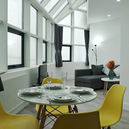 Sapphire House Apartments Telford Eksteriør billede