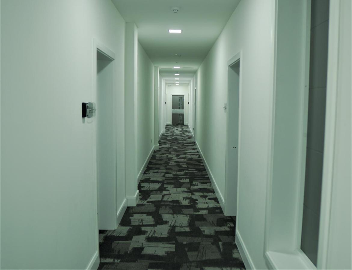 Sapphire House Apartments Telford Eksteriør billede