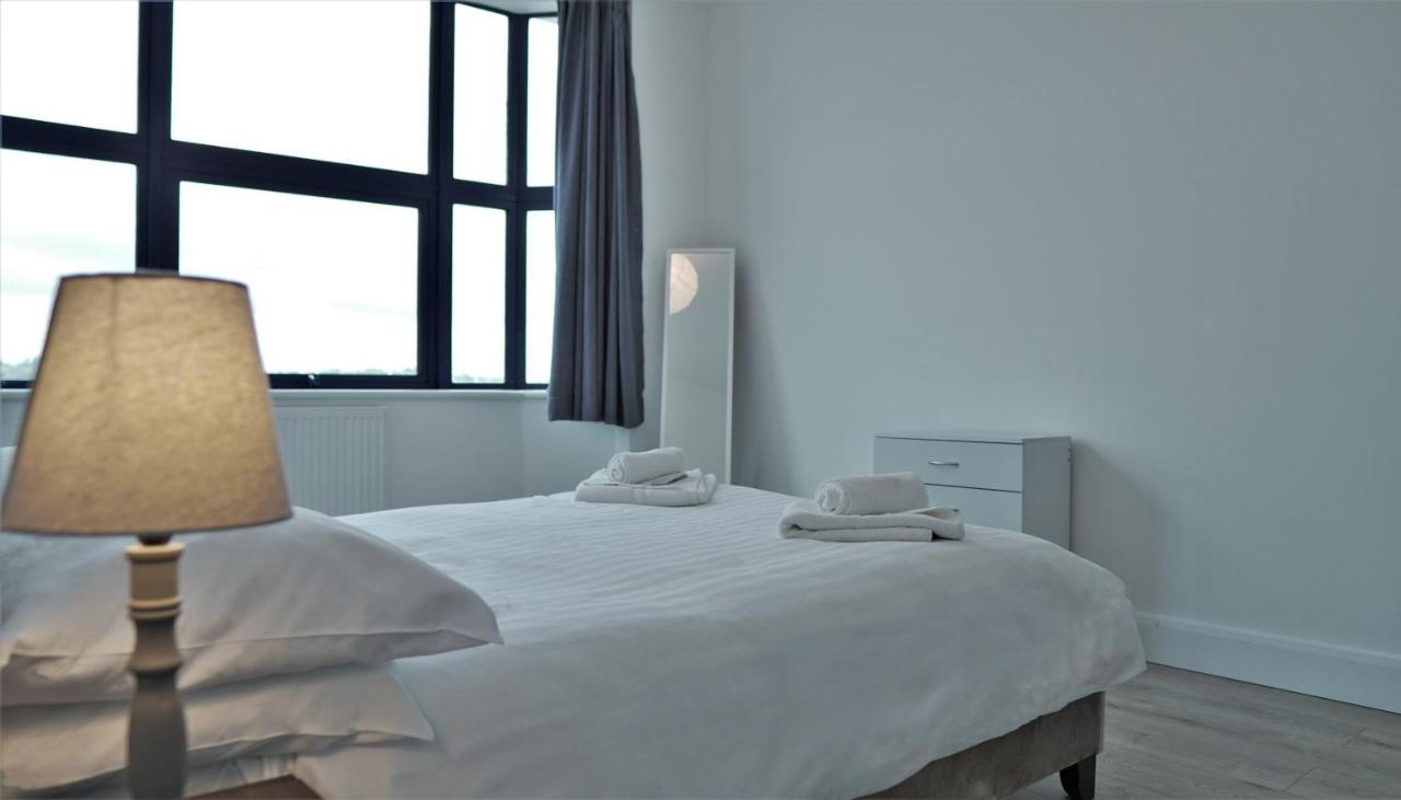 Sapphire House Apartments Telford Eksteriør billede