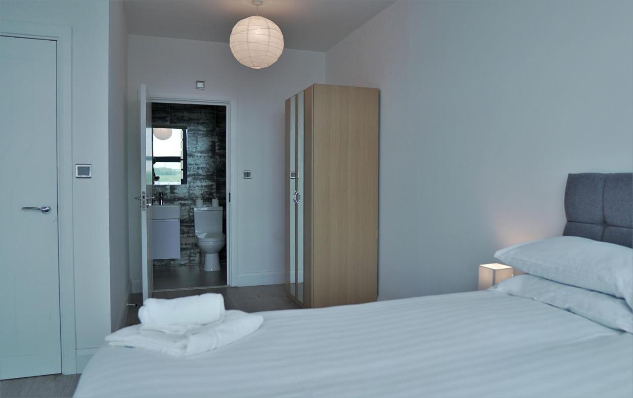 Sapphire House Apartments Telford Eksteriør billede
