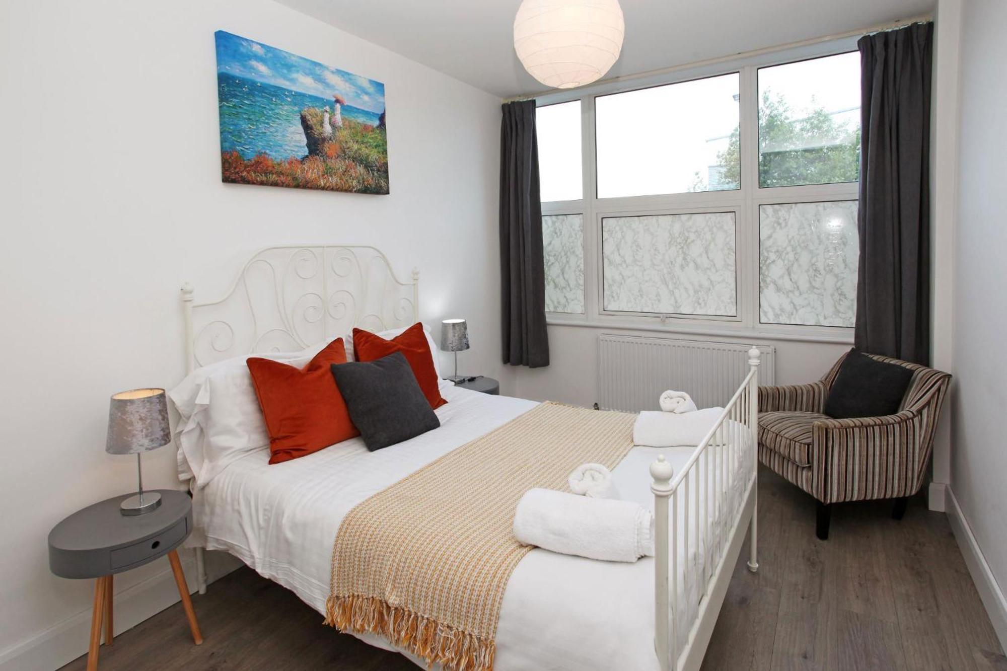 Sapphire House Apartments Telford Eksteriør billede