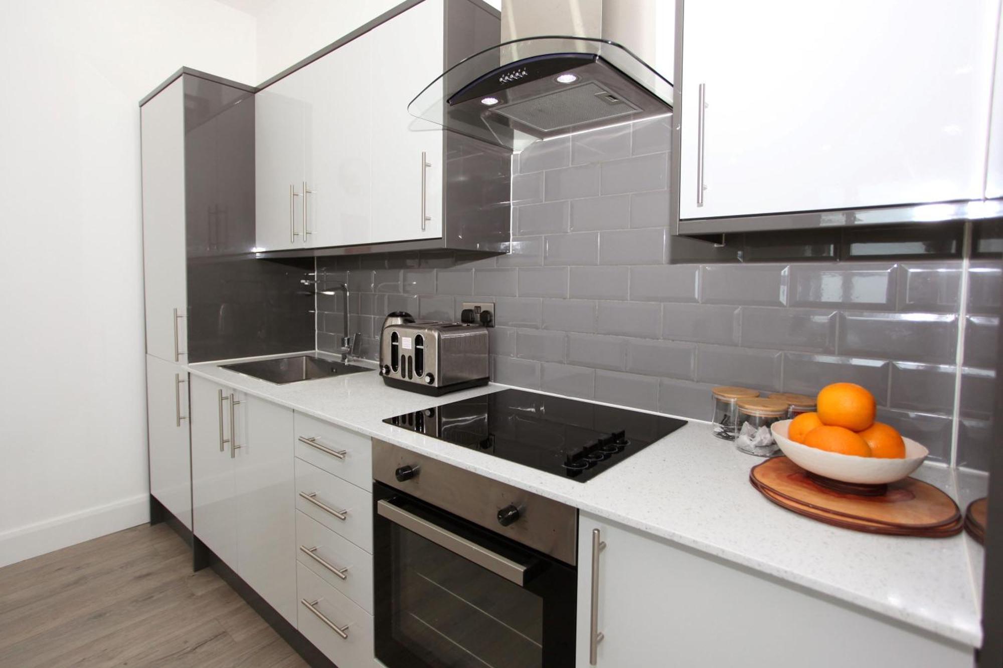 Sapphire House Apartments Telford Eksteriør billede